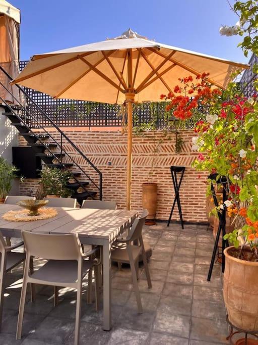 Riad Miloud En Exclusivite 10 P Au Coeur De La Medina Маракеш Екстериор снимка